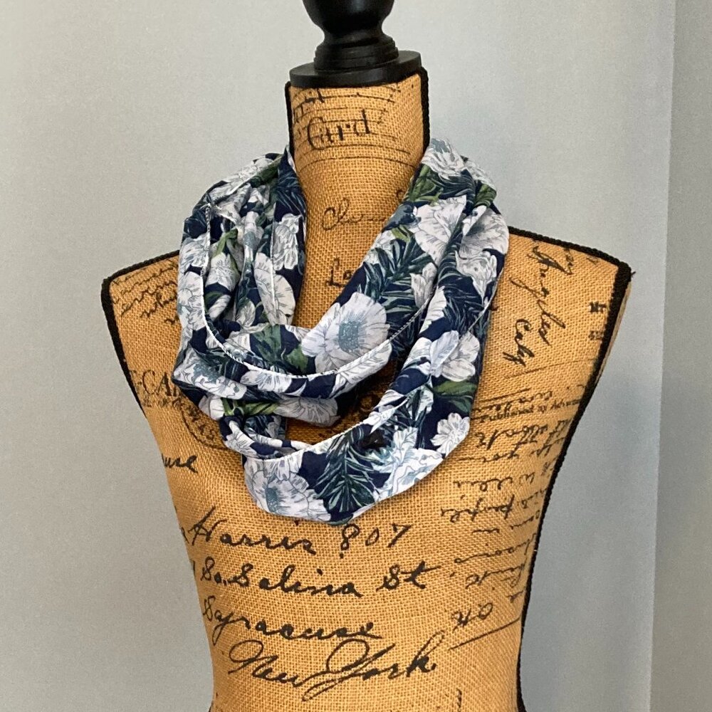 Infinity Scarf Blue & Green Floral Pattern NWT by Juncture